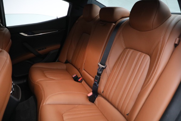 Used 2018 Maserati Ghibli S Q4 for sale $59,900 at Alfa Romeo of Westport in Westport CT 06880 27
