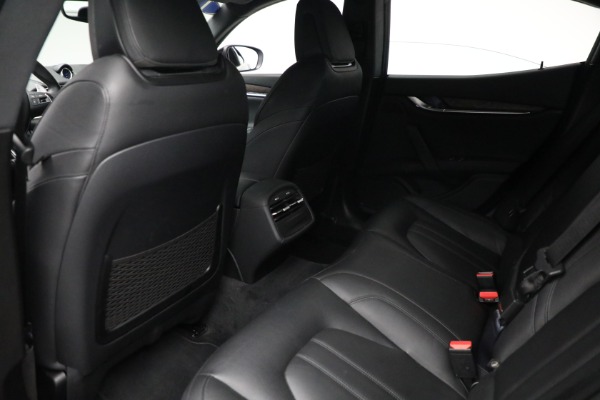 Used 2018 Maserati Ghibli S Q4 Gransport for sale $58,900 at Alfa Romeo of Westport in Westport CT 06880 25
