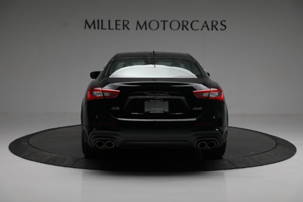 Used 2018 Maserati Ghibli S Q4 Gransport for sale $58,900 at Alfa Romeo of Westport in Westport CT 06880 7