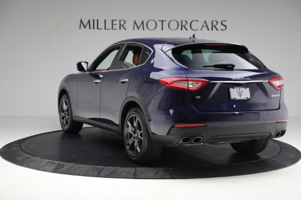 Used 2018 Maserati Levante Q4 for sale Sold at Alfa Romeo of Westport in Westport CT 06880 5