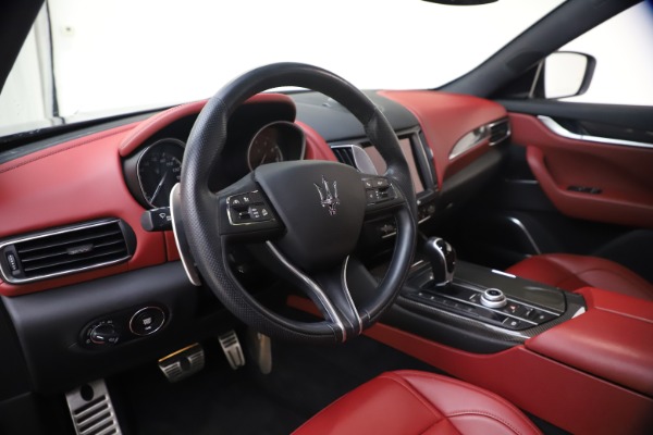 Used 2018 Maserati Levante S GranSport for sale Sold at Alfa Romeo of Westport in Westport CT 06880 16