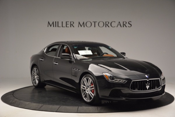 Used 2014 Maserati Ghibli S Q4 for sale Sold at Alfa Romeo of Westport in Westport CT 06880 11