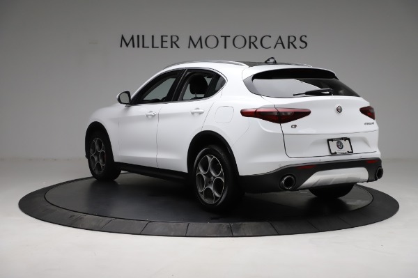 Used 2018 Alfa Romeo Stelvio Q4 for sale Sold at Alfa Romeo of Westport in Westport CT 06880 5