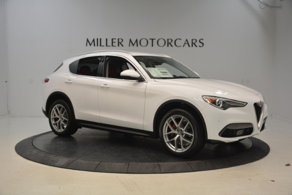 New 2018 Alfa Romeo Stelvio Q4 for sale Sold at Alfa Romeo of Westport in Westport CT 06880 10