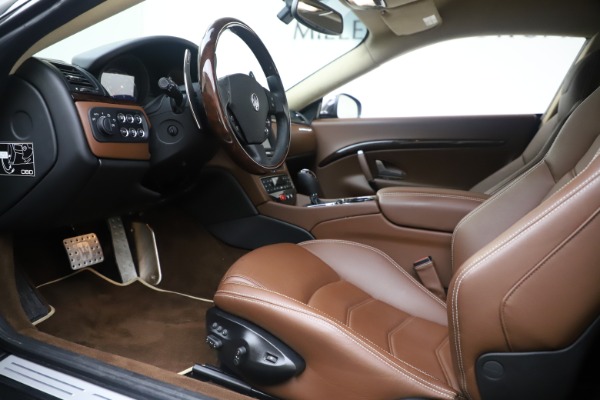 Used 2016 Maserati GranTurismo Sport for sale $64,900 at Alfa Romeo of Westport in Westport CT 06880 14