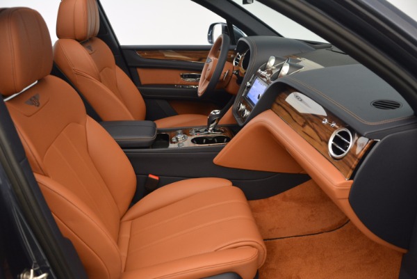 Used 2018 Bentley Bentayga Onyx for sale Sold at Alfa Romeo of Westport in Westport CT 06880 28