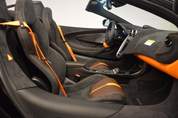 Used 2018 McLaren 570S Spider for sale Sold at Alfa Romeo of Westport in Westport CT 06880 28