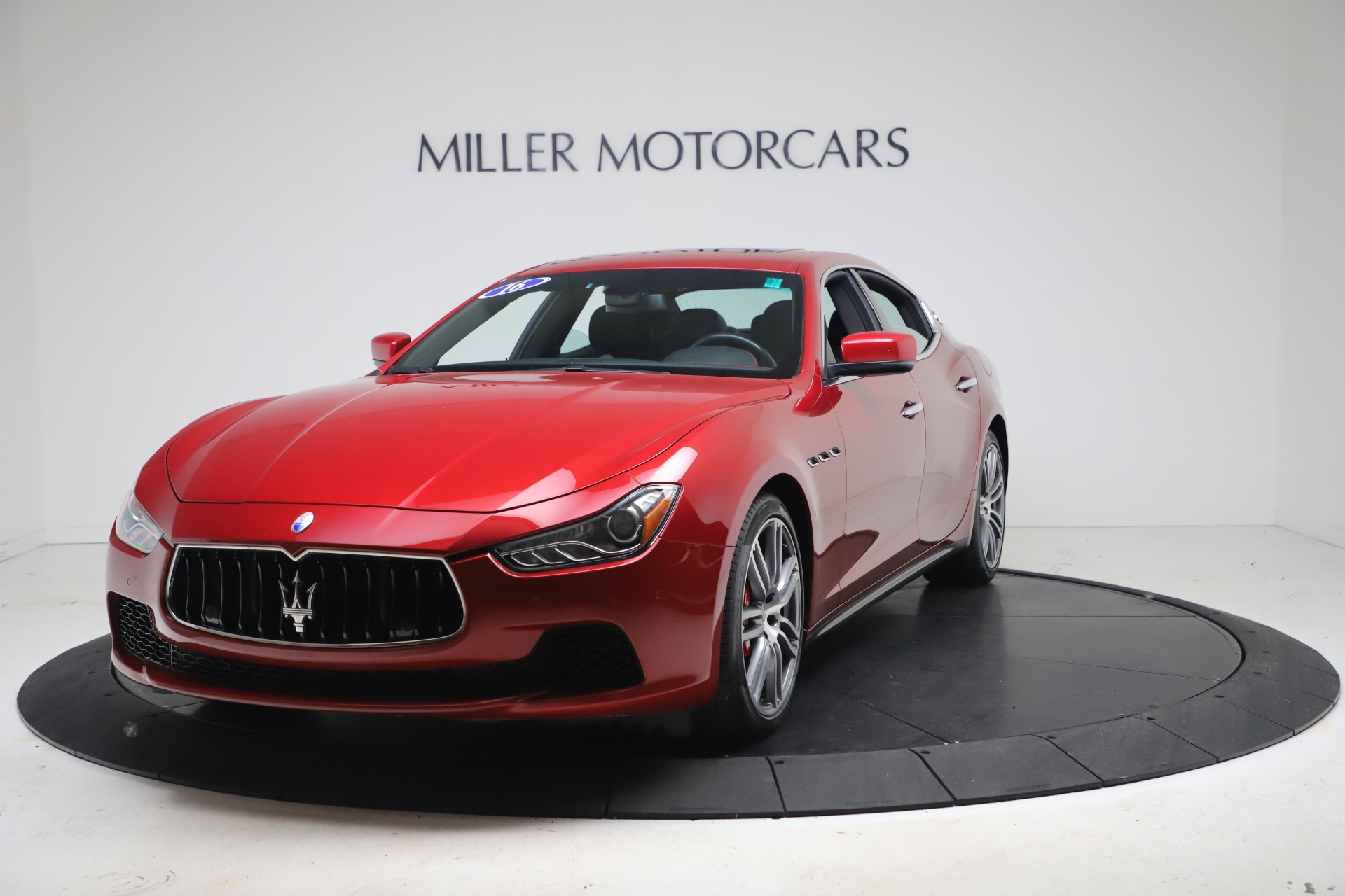 Used 2016 Maserati Ghibli S Q4 for sale Sold at Alfa Romeo of Westport in Westport CT 06880 1