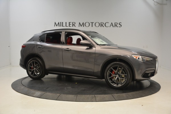 New 2018 Alfa Romeo Stelvio Ti Sport Q4 for sale Sold at Alfa Romeo of Westport in Westport CT 06880 10