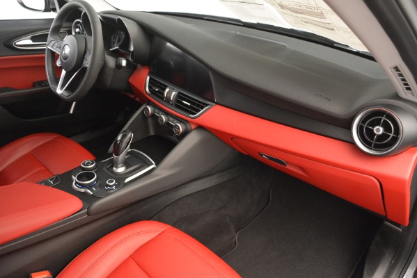 Used 2018 Alfa Romeo Giulia Q4 for sale Sold at Alfa Romeo of Westport in Westport CT 06880 22