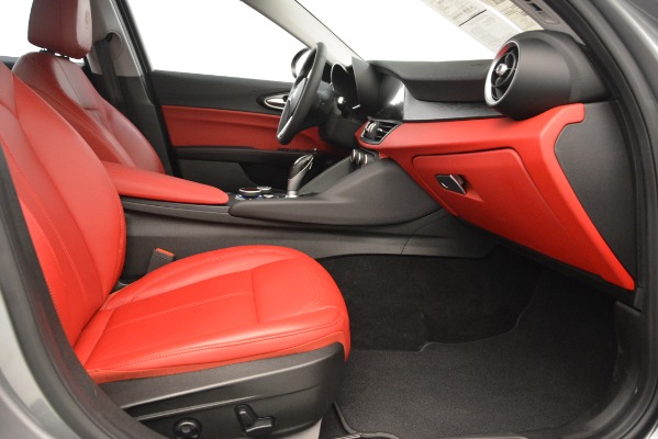 Used 2018 Alfa Romeo Giulia Q4 for sale Sold at Alfa Romeo of Westport in Westport CT 06880 23