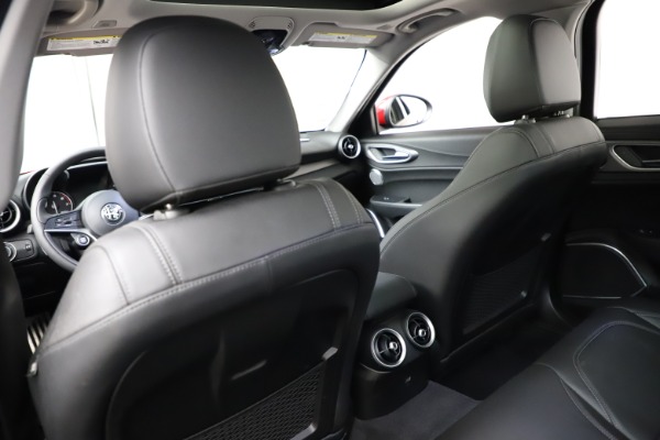 New 2018 Alfa Romeo Giulia Ti Sport Q4 for sale Sold at Alfa Romeo of Westport in Westport CT 06880 20
