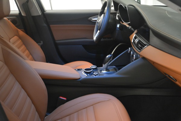 New 2018 Alfa Romeo Giulia Ti Lusso Q4 for sale Sold at Alfa Romeo of Westport in Westport CT 06880 22