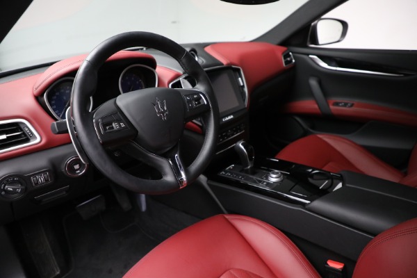 Used 2018 Maserati Ghibli S Q4 GranLusso for sale Sold at Alfa Romeo of Westport in Westport CT 06880 13