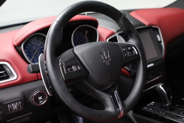 Used 2018 Maserati Ghibli S Q4 GranLusso for sale Sold at Alfa Romeo of Westport in Westport CT 06880 17