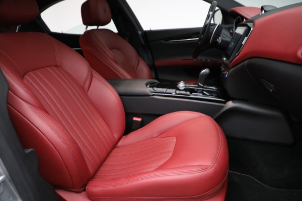 Used 2018 Maserati Ghibli S Q4 GranLusso for sale Sold at Alfa Romeo of Westport in Westport CT 06880 20