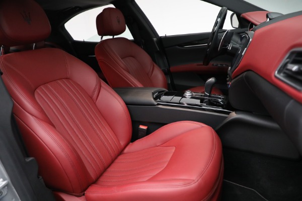 Used 2018 Maserati Ghibli S Q4 GranLusso for sale Sold at Alfa Romeo of Westport in Westport CT 06880 21