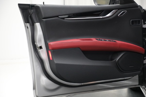 Used 2018 Maserati Ghibli S Q4 GranLusso for sale Sold at Alfa Romeo of Westport in Westport CT 06880 24