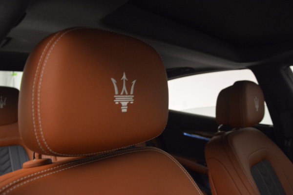 New 2018 Maserati Quattroporte S Q4 GranLusso for sale Sold at Alfa Romeo of Westport in Westport CT 06880 17