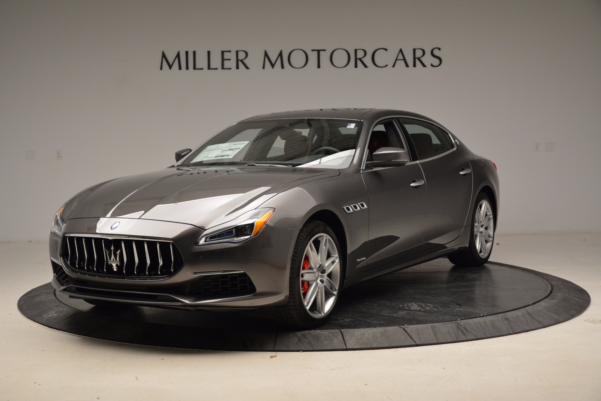 New 2018 Maserati Quattroporte S Q4 GranLusso for sale Sold at Alfa Romeo of Westport in Westport CT 06880 1