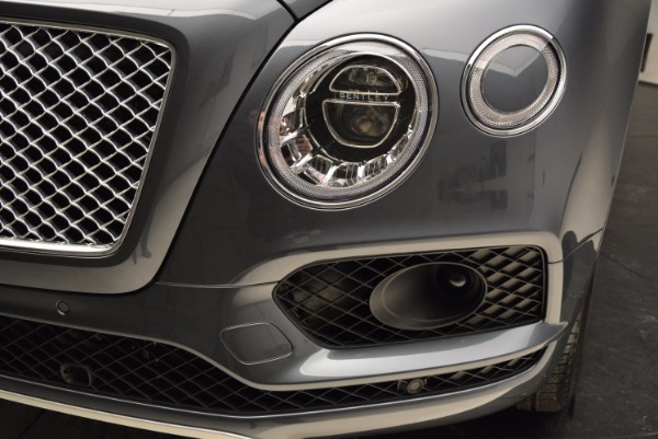 Used 2018 Bentley Bentayga W12 Signature for sale Sold at Alfa Romeo of Westport in Westport CT 06880 14