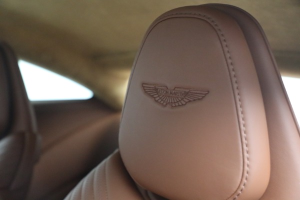 Used 2018 Aston Martin DB11 V12 for sale $127,900 at Alfa Romeo of Westport in Westport CT 06880 16