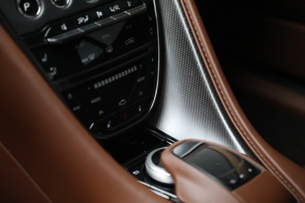 Used 2018 Aston Martin DB11 V12 for sale $127,900 at Alfa Romeo of Westport in Westport CT 06880 21