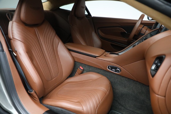 Used 2018 Aston Martin DB11 V12 for sale $127,900 at Alfa Romeo of Westport in Westport CT 06880 26
