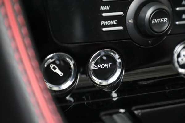 Used 2015 Aston Martin DB9 Volante for sale $94,900 at Alfa Romeo of Westport in Westport CT 06880 25