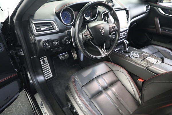 Used 2018 Maserati Ghibli SQ4 GranSport for sale $49,900 at Alfa Romeo of Westport in Westport CT 06880 17
