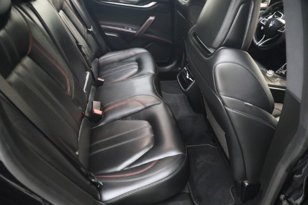 Used 2018 Maserati Ghibli SQ4 GranSport for sale $49,900 at Alfa Romeo of Westport in Westport CT 06880 25