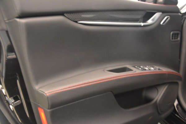 Used 2018 Maserati Ghibli S Q4 Gransport for sale $55,900 at Alfa Romeo of Westport in Westport CT 06880 17
