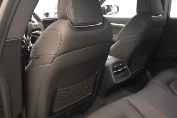 Used 2018 Maserati Ghibli S Q4 Gransport for sale $55,900 at Alfa Romeo of Westport in Westport CT 06880 20