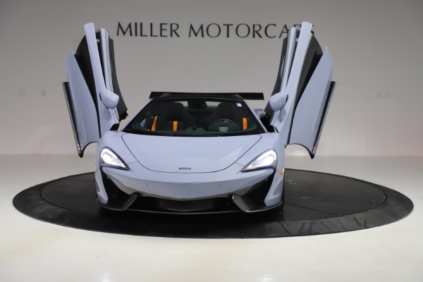 Used 2018 McLaren 570S Spider for sale Sold at Alfa Romeo of Westport in Westport CT 06880 17