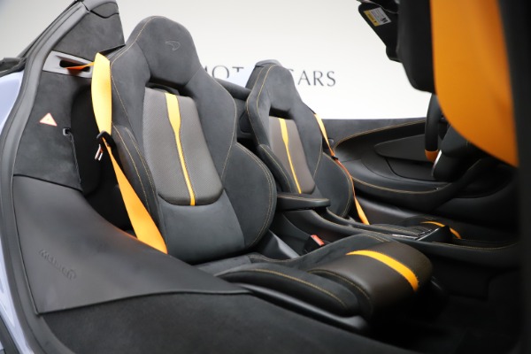 Used 2018 McLaren 570S Spider for sale $167,900 at Alfa Romeo of Westport in Westport CT 06880 28