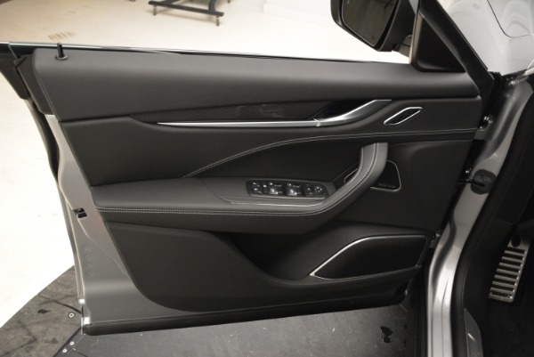 New 2018 Maserati Levante Q4 GranSport for sale Sold at Alfa Romeo of Westport in Westport CT 06880 17