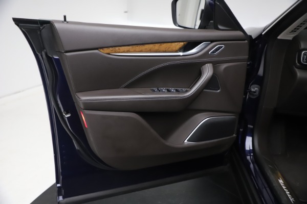 Used 2018 Maserati Levante S Q4 GranLusso for sale $67,900 at Alfa Romeo of Westport in Westport CT 06880 15