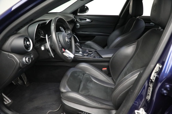 Used 2018 Alfa Romeo Giulia Quadrifoglio for sale Sold at Alfa Romeo of Westport in Westport CT 06880 14