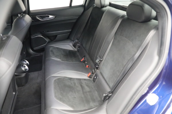 Used 2018 Alfa Romeo Giulia Quadrifoglio for sale Sold at Alfa Romeo of Westport in Westport CT 06880 17