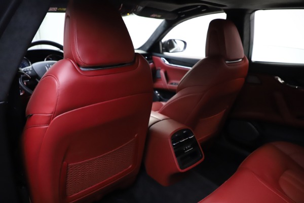 Used 2018 Maserati Quattroporte S Q4 GranSport for sale $67,900 at Alfa Romeo of Westport in Westport CT 06880 20