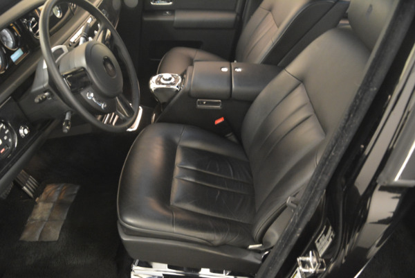 Used 2014 Rolls-Royce Phantom EWB for sale Sold at Alfa Romeo of Westport in Westport CT 06880 27