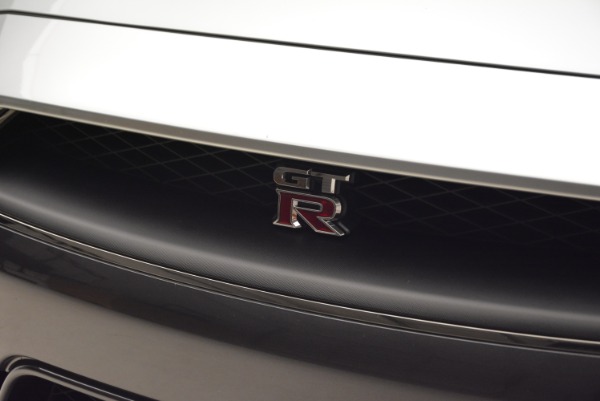Used 2013 Nissan GT-R Premium for sale Sold at Alfa Romeo of Westport in Westport CT 06880 14