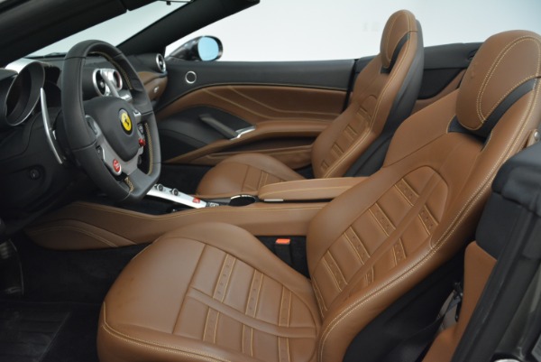 Used 2016 Ferrari California T for sale Sold at Alfa Romeo of Westport in Westport CT 06880 26