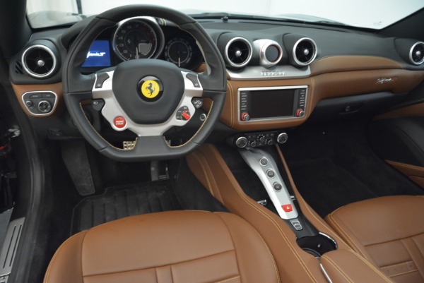 Used 2016 Ferrari California T for sale Sold at Alfa Romeo of Westport in Westport CT 06880 27