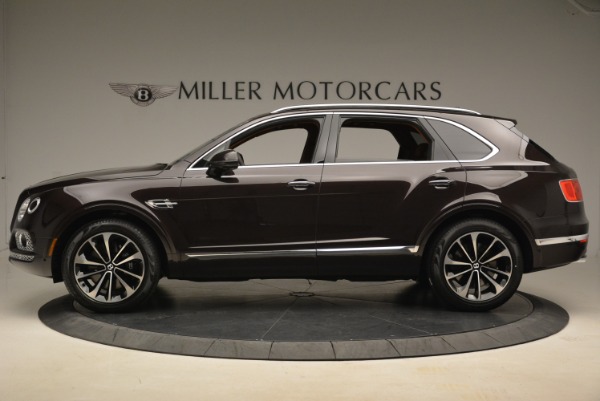 Used 2018 Bentley Bentayga W12 Signature for sale Sold at Alfa Romeo of Westport in Westport CT 06880 3