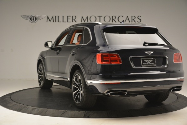 Used 2018 Bentley Bentayga Signature for sale Sold at Alfa Romeo of Westport in Westport CT 06880 6