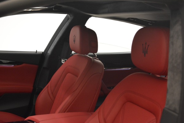 New 2018 Maserati Quattroporte S Q4 GranLusso for sale Sold at Alfa Romeo of Westport in Westport CT 06880 17