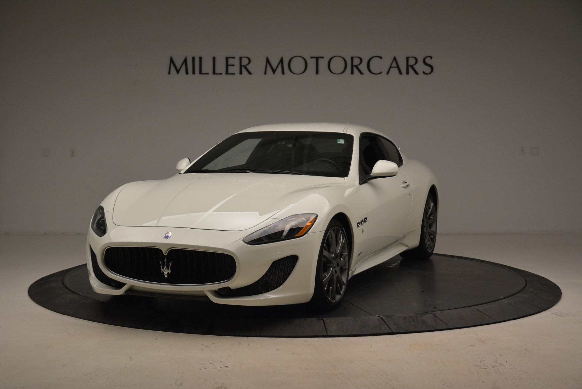 Used 2016 Maserati GranTurismo Sport for sale Sold at Alfa Romeo of Westport in Westport CT 06880 1