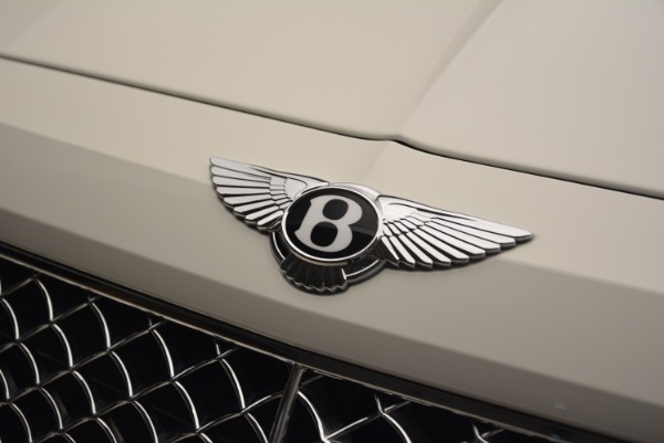 Used 2018 Bentley Bentayga Signature for sale Sold at Alfa Romeo of Westport in Westport CT 06880 15