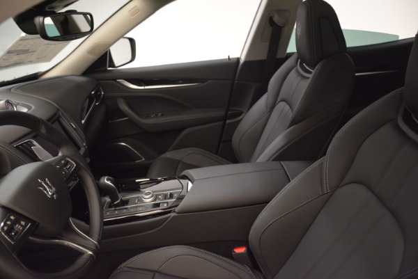 Used 2018 Maserati Levante S Q4 GranSport for sale $59,900 at Alfa Romeo of Westport in Westport CT 06880 13